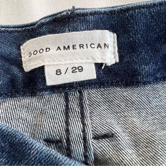 Good American Good Legs Raw Hem Jeans 8/29 - Picture 8 of 12